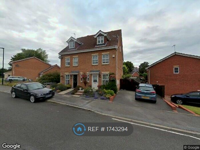 3 Bedroom End Of Terrace House To Rent In St. Josephs Court, York, YO24