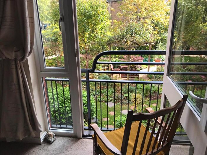 1 Bedroom Retirement Property For Sale In Cavendish Lodge, Glastonbury, BA6