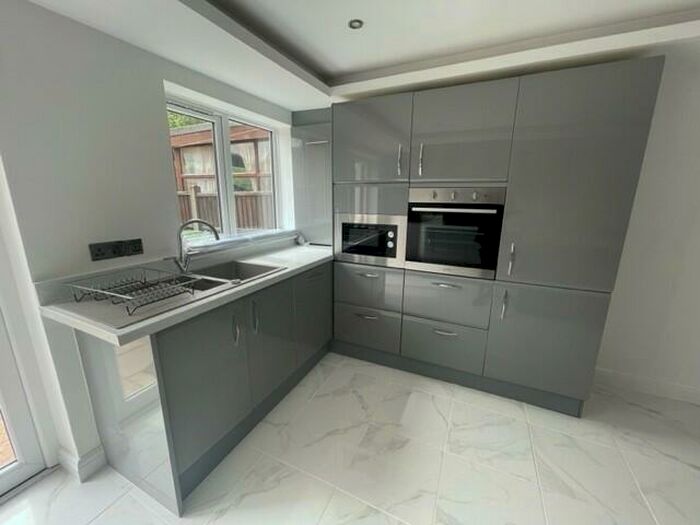 2 Bedroom House To Rent In Stenigot Road, Lincoln, LN6