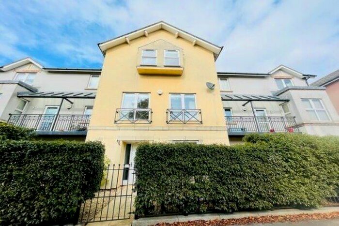 4 Bedroom Property To Rent In Phoenix Way, Bristol, BS20