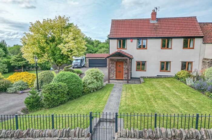 3 Bedroom Cottage For Sale In Ram Hill, Coalpit Heath, Bristol, BS36