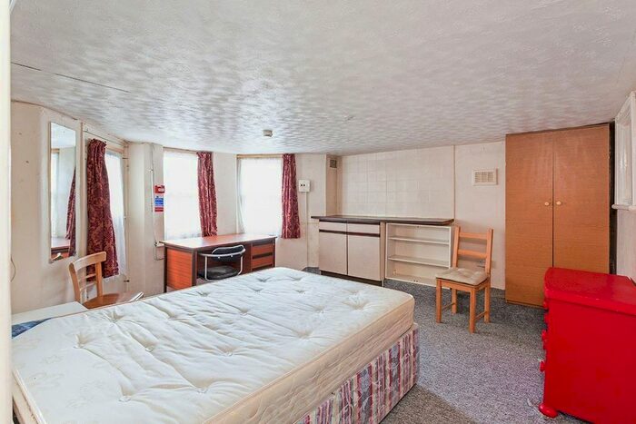 Detached House To Rent In Pepys Road, London, SE14