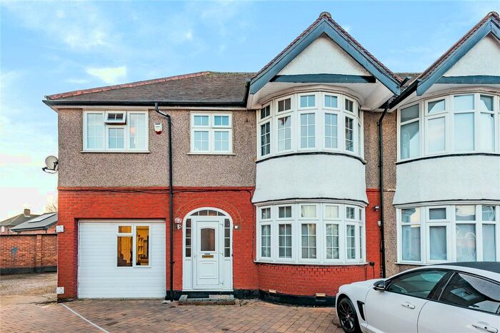 5 Bedroom Semi-Detached House To Rent In Boycroft Avenue, London, NW9