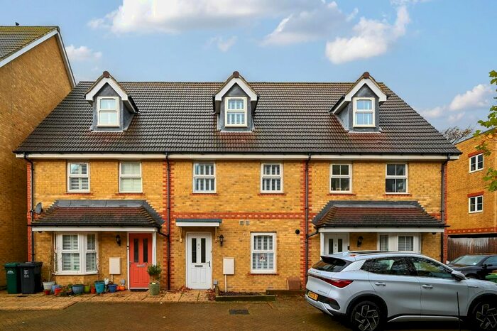 4 Bedroom Property To Rent In Portslade Mews, Portslade, Brighton, BN41