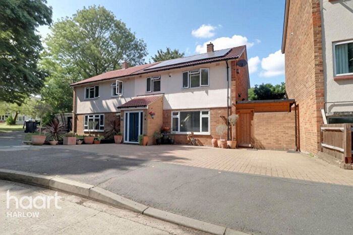 4 Bedroom Semi-Detached House For Sale In Churchfield, Harlow, CM20