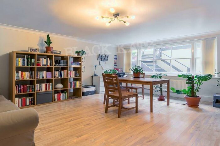 1 Bedroom Flat To Rent In Balcombe Street, NW1