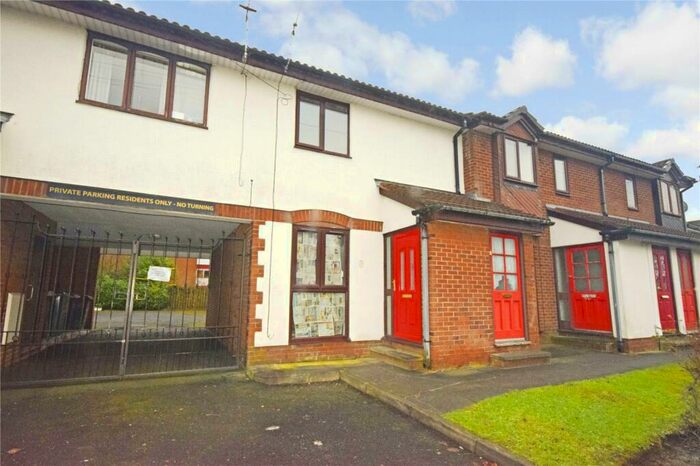 1 Bedroom Flat To Rent In Craignair Court, Hospital Road, Pendlebury, M27