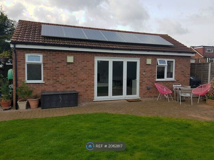 1 Bedroom Flat To Rent In Summit Close, London, N14