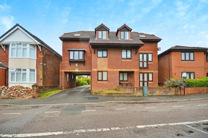 Studio To Rent In Queenstown Road, Southampton, SO15