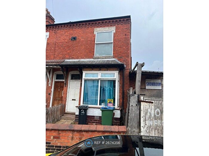 3 Bedroom Terraced House To Rent In Beakes Road, Smethwick, B67