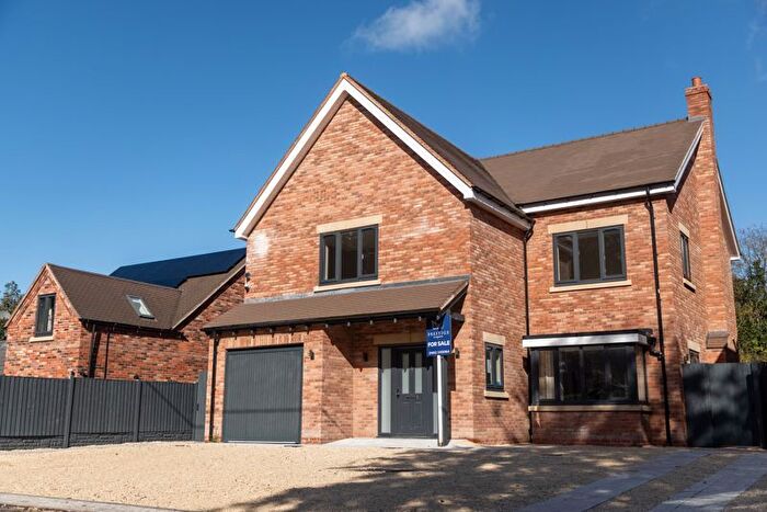 4 Bedroom Detached House To Rent In Shrubbery Road, Red Lake, TF1