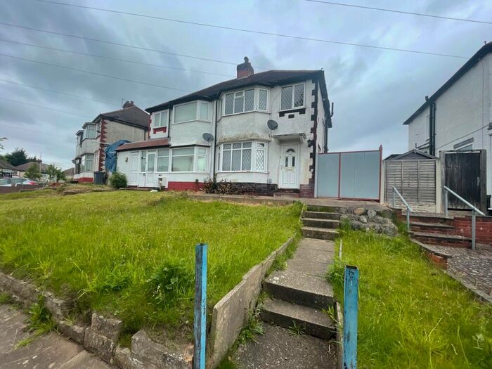 3 Bedroom Semi-Detached House To Rent In Derrydown Road, Great Barr, Birmingham, B42