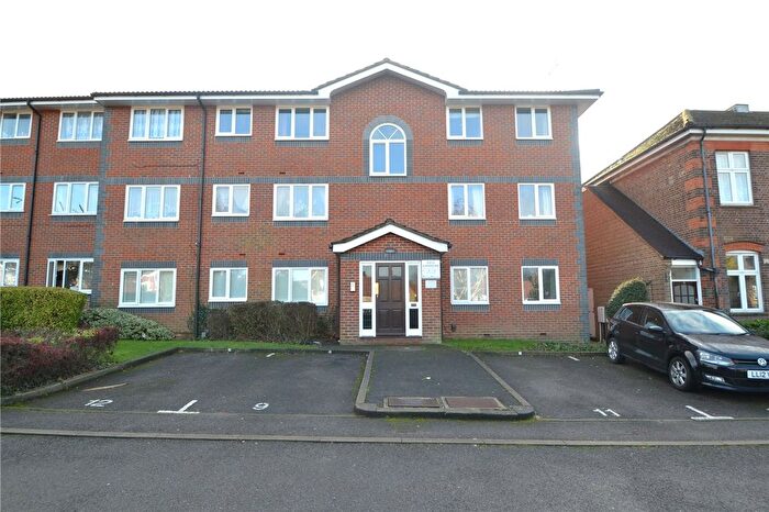 1 Bedroom Flat To Rent In Rickmansworth Road, Watford, WD18