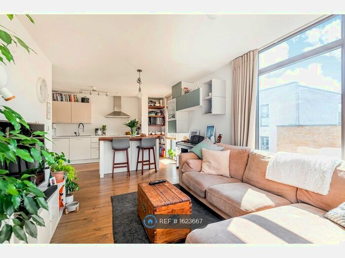 2 Bedroom Flat To Rent In Woolwich Road, London, SE10