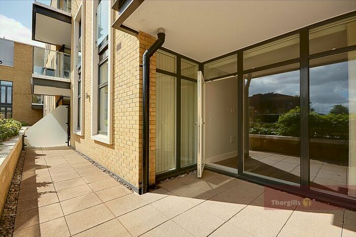 2 Bedroom Flat To Rent In Colmore House, Frazer Nash Close, TW7