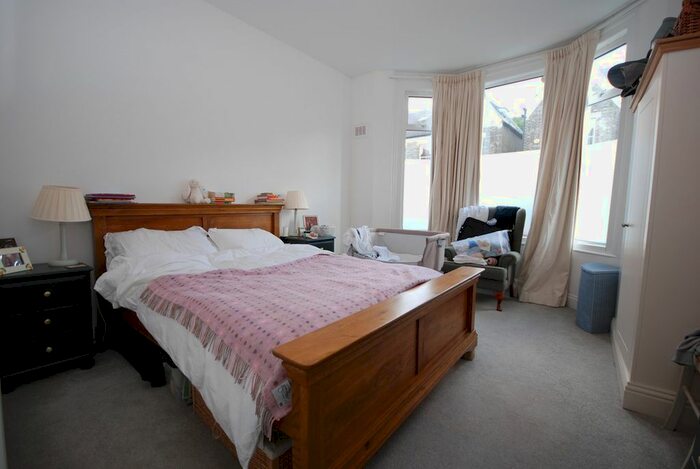2 Bedroom Flat To Rent In Leander Road, Brixton, SW2