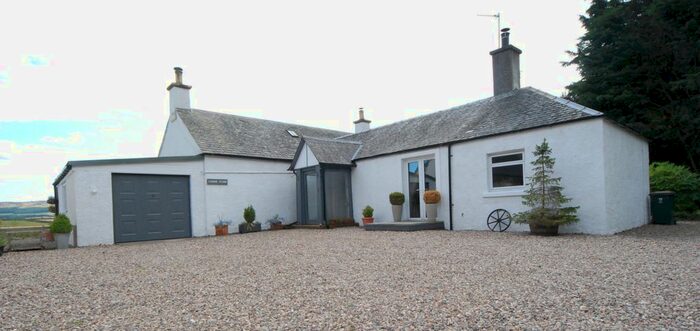 3 Bedroom Cottage For Sale In Kinloch, Meigle, PH12