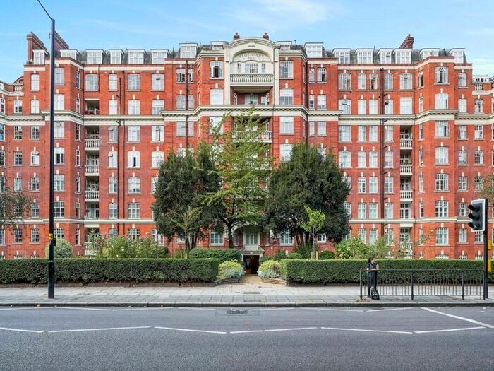 3 Bedroom Flat To Rent In Clive Court, Maida Vale, W9