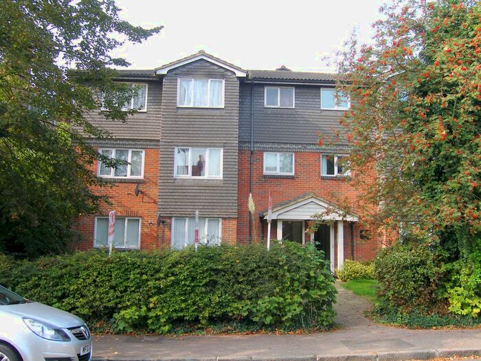 1 Bedroom Flat To Rent In Auckland Road, Crystal Palace, SE19