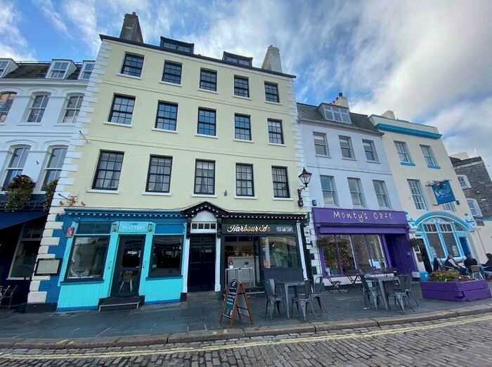 2 Bedroom Flat To Rent In The Barbican, Plymouth, PL1