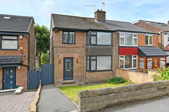 3 Bedroom Semi-Detached House To Rent In Winchester Road, Sheffield, S10