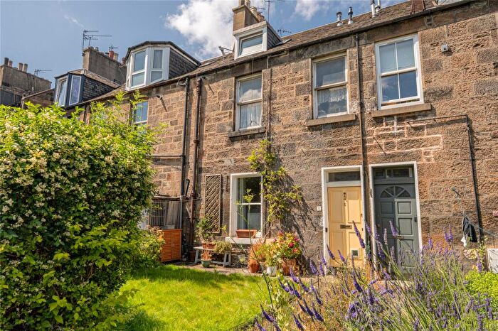 1 Bedroom Flat For Sale In Alva Place, Edinburgh, EH7
