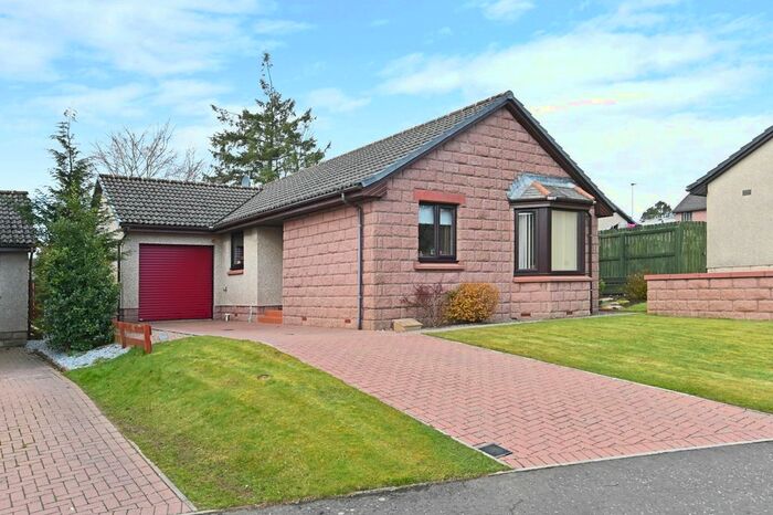 3 Bedroom Bungalow For Sale In Houghton Drive, Hillside, Montrose, DD10