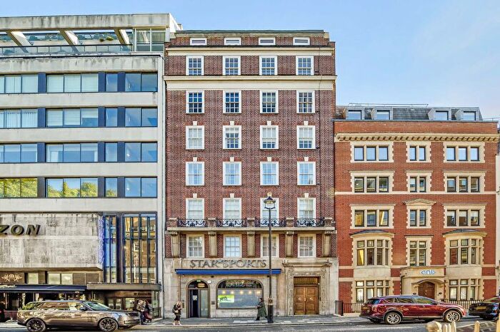 1 Bedroom Flat To Rent In Curzon Street, Mayfair, W1J