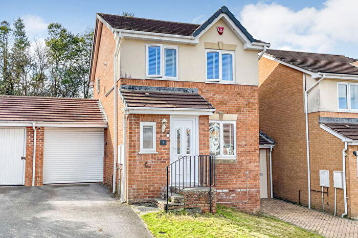 3 Bedroom Detached House For Sale In Rogers Drive, Saltash, PL12