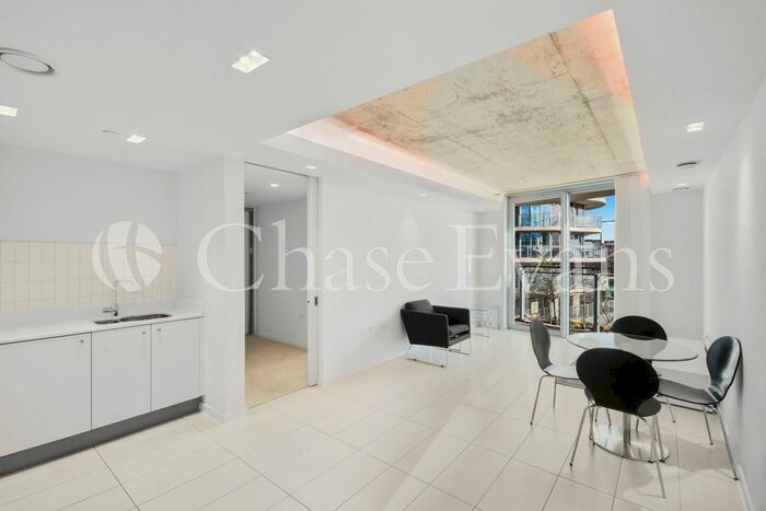 1 Bedroom Flat To Rent In Hoola, Royal Docks, E16