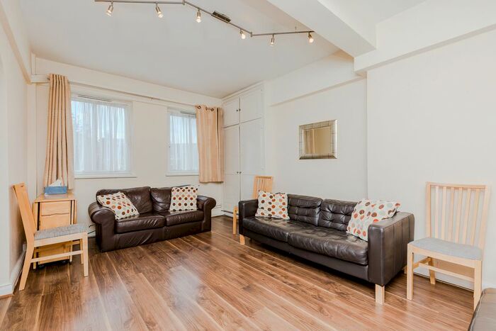 2 Bedroom Flat To Rent In Arnold Estate, Druid Street, London, SE1