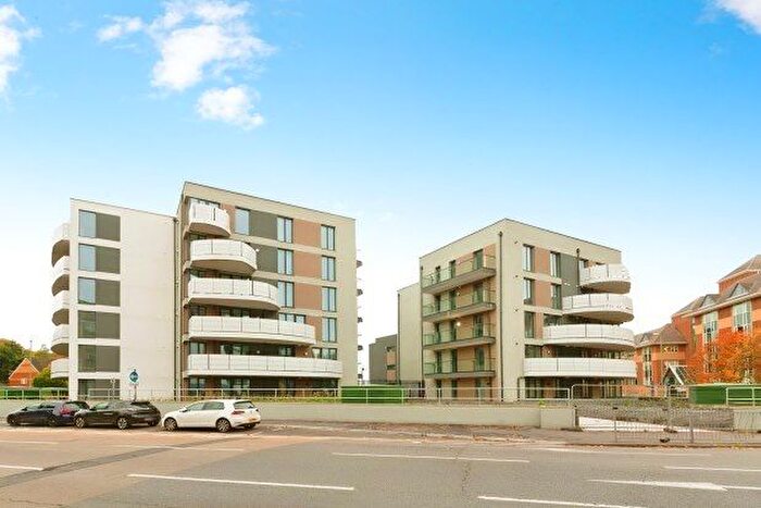 1 Bedroom Flat To Rent In Farnborough Road, Farnborough, GU14