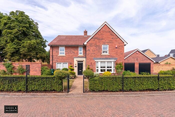 4 Bedroom Detached House For Sale In Brigham Crescent, St. Ives, Cambridgeshire, PE27