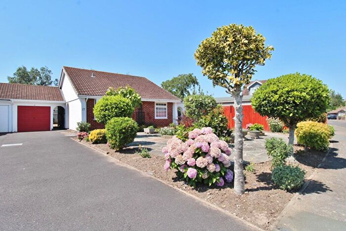 2 Bedroom Detached Bungalow For Sale In Lanes End, Hill Head, PO14