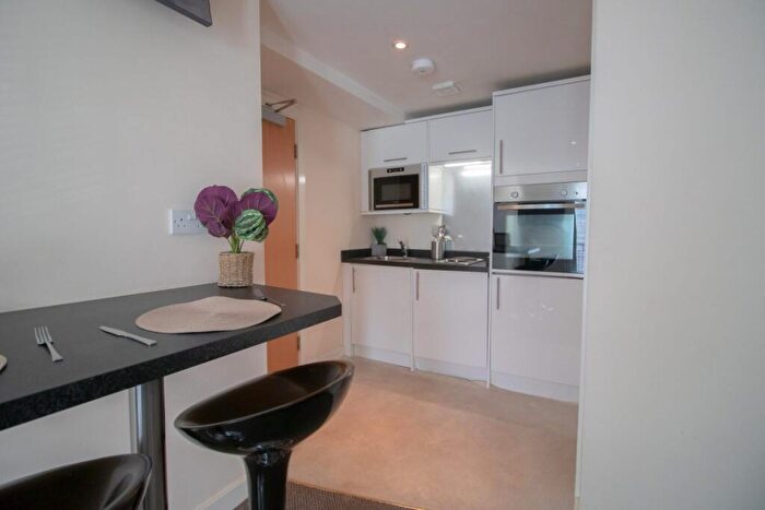 1 Bedroom Flat To Rent In Melbourne Street, Newcastle Upon Tyne, NE1