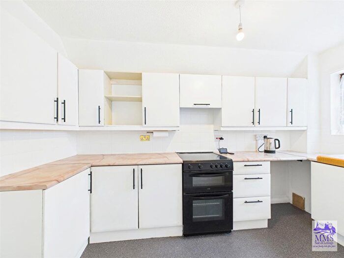 2 Bedroom End Terrace House For Sale In Reed Street, Cliffe, ME3