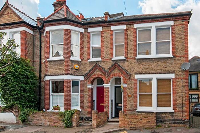 3 Bedroom Property To Rent In Ruvigny Gardens, London, SW15