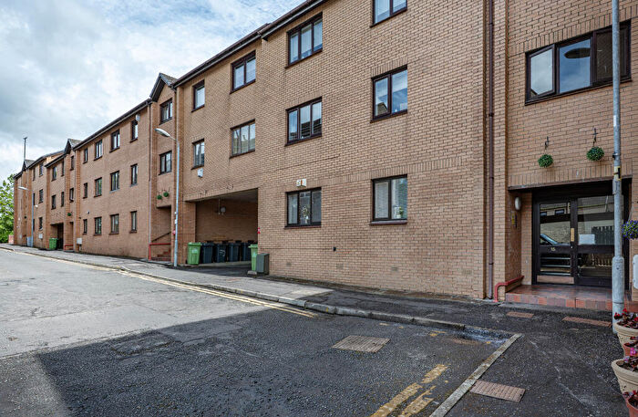 2 Bedroom Flat For Sale In Flat F, Rose Street, Kirkintilloch, Glasgow, G66