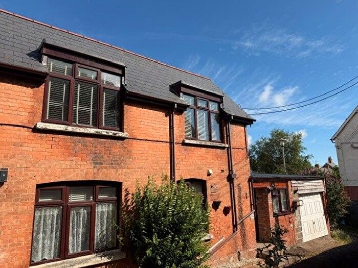 2 Bedroom Flat To Rent In South Road, Watchet, TA23
