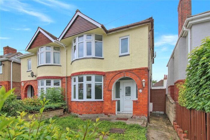 2 Bedroom Semi-Detached House For Sale In Church Walk North, Rodbourne Cheney, Swindon, SN25