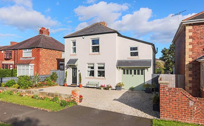 4 Bedroom Detached House For Sale In West Lane, Forest Hall, Newcastle Upon Tyne, NE12