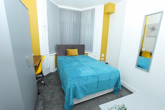 5 Bedroom Terraced House To Rent In Newlands Road, Middlesbrough, TS1