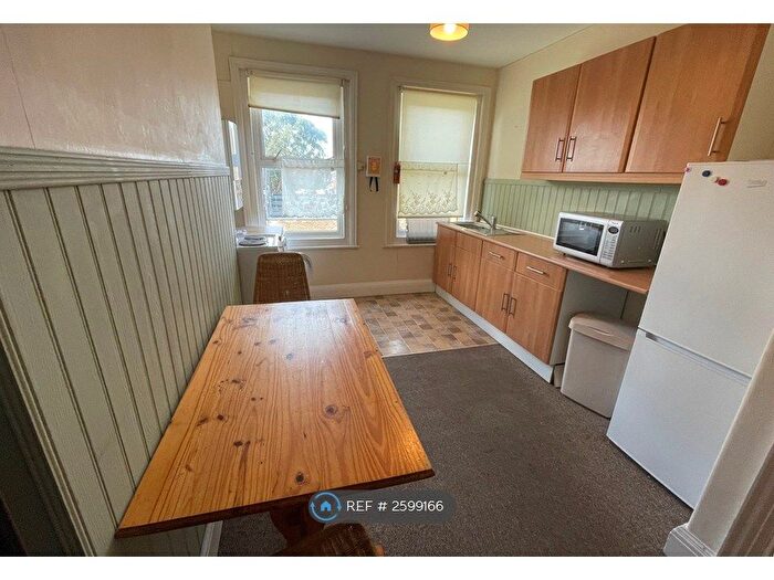 1 Bedroom Flat To Rent In East Street, Herne Bay, CT6