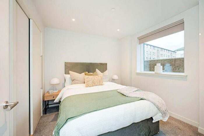 1 Bedroom Apartment To Rent In St. Vincent Street, Glasgow, G3