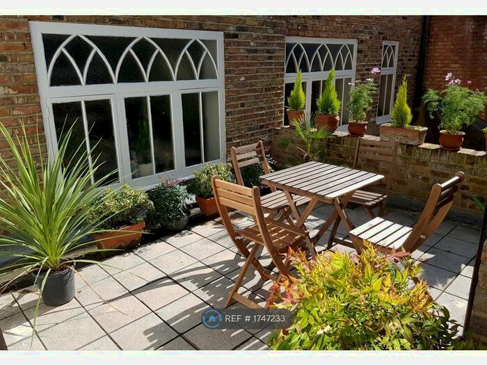 1 Bedroom Flat To Rent In Neal Street, London, WC2H