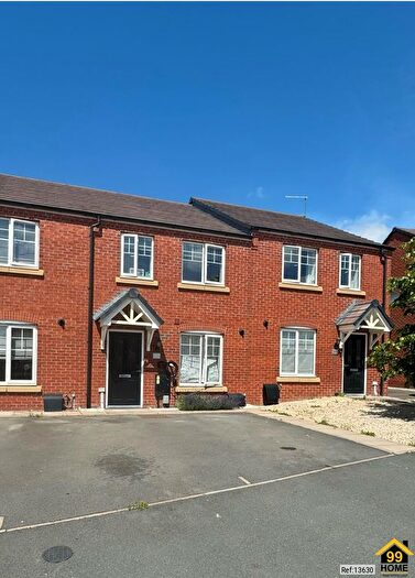 3 Bedroom Terraced House For Sale In Bluebell Close, Droitwich, Worcestershire, WR9