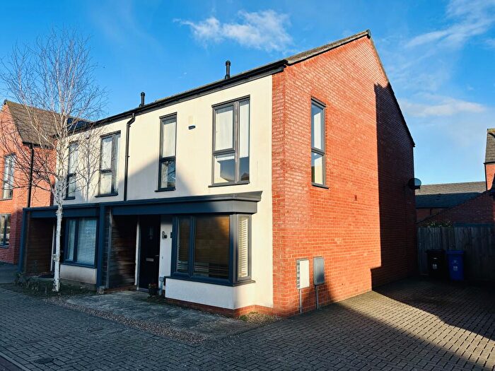 3 Bedroom Semi-Detached House To Rent In Prince George Drive, Derby, DE22