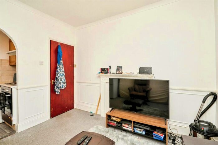 1 Bedroom Flat For Sale In George Street, Ryde, Isle Of Wight, PO33