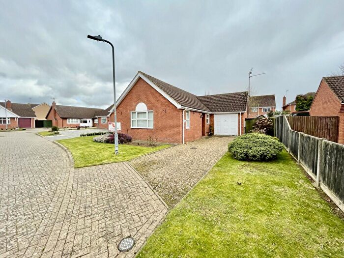 2 Bedroom Detached Bungalow For Sale In Broome Way, Holbeach, PE12