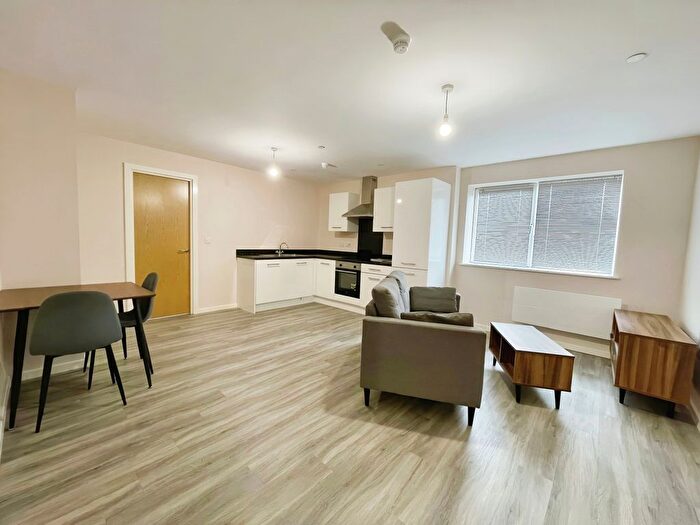 1 Bedroom Flat To Rent In Southwood House, Goodiers Drive, Salford, M5
